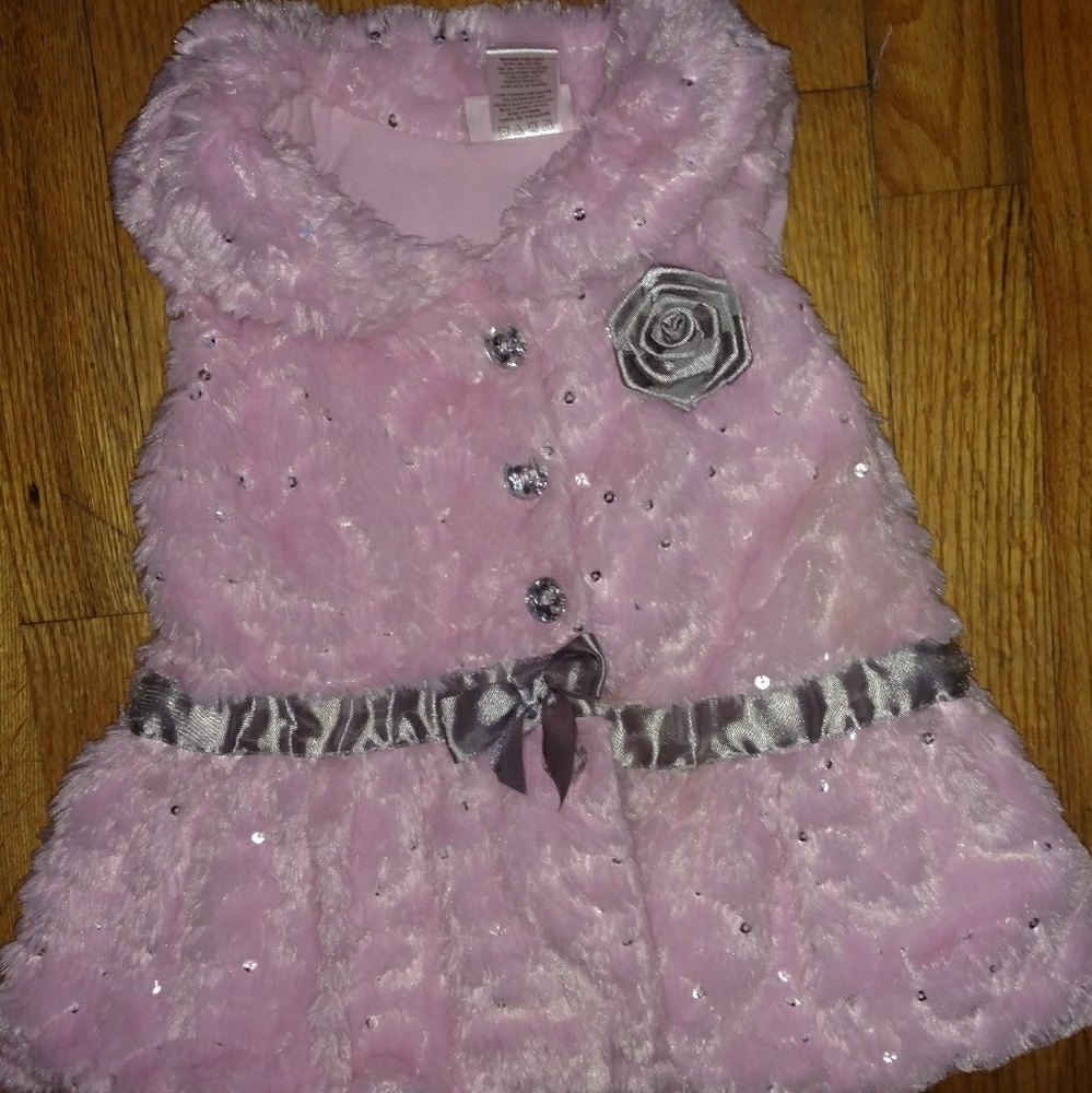 Adorable long sweater vest